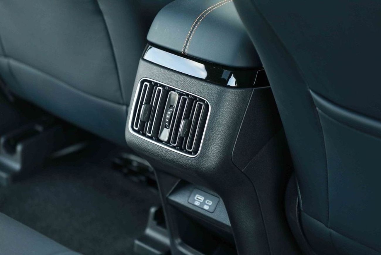 BYD Song Plus 2024 BYD SONG PLUS HONOR FLAGSHIP PLUS - BLACK inside BLUE | Export Only