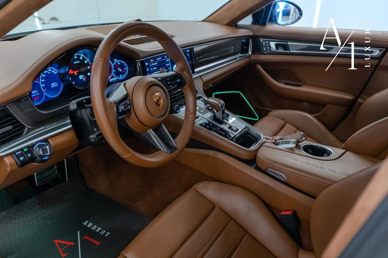 Porsche Panamera GTS 4.0L (473 HP) 2023 Porsche Panamera GTS, Oct 2025 Porsche Warranty, Full Options, Very Low Kms,