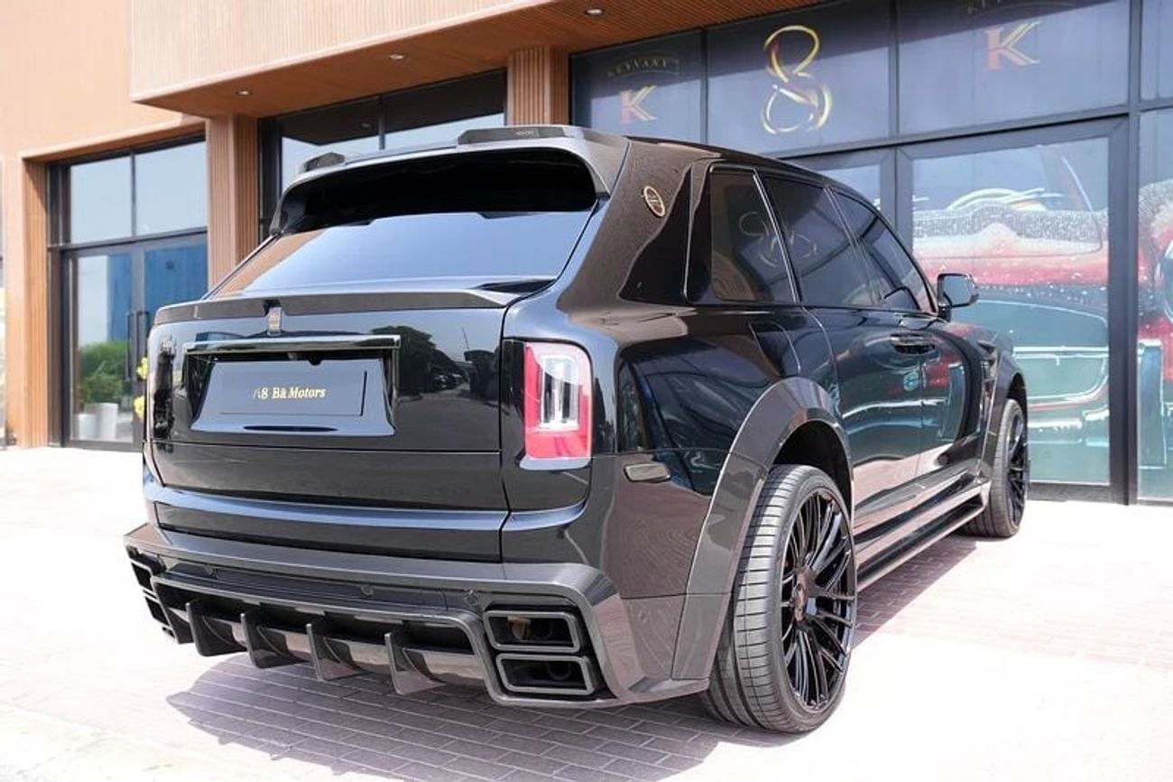 رولز رويس كولينان Rolls-Royce Cullinan Black Badge 2022