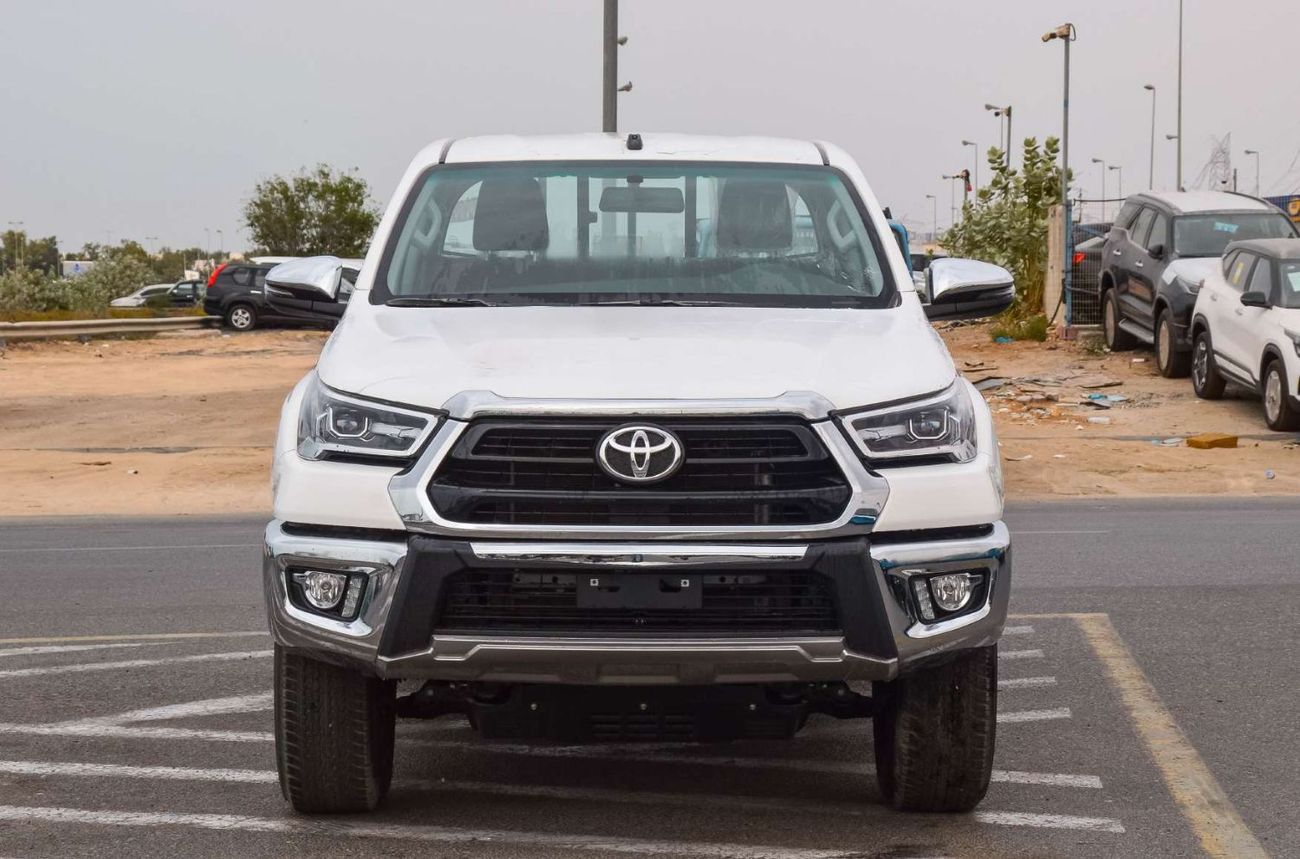 Toyota Hilux TOYOTA HILUX GLXS 2.7L 4WD  PETROL PICKUP 2026 - WHITE