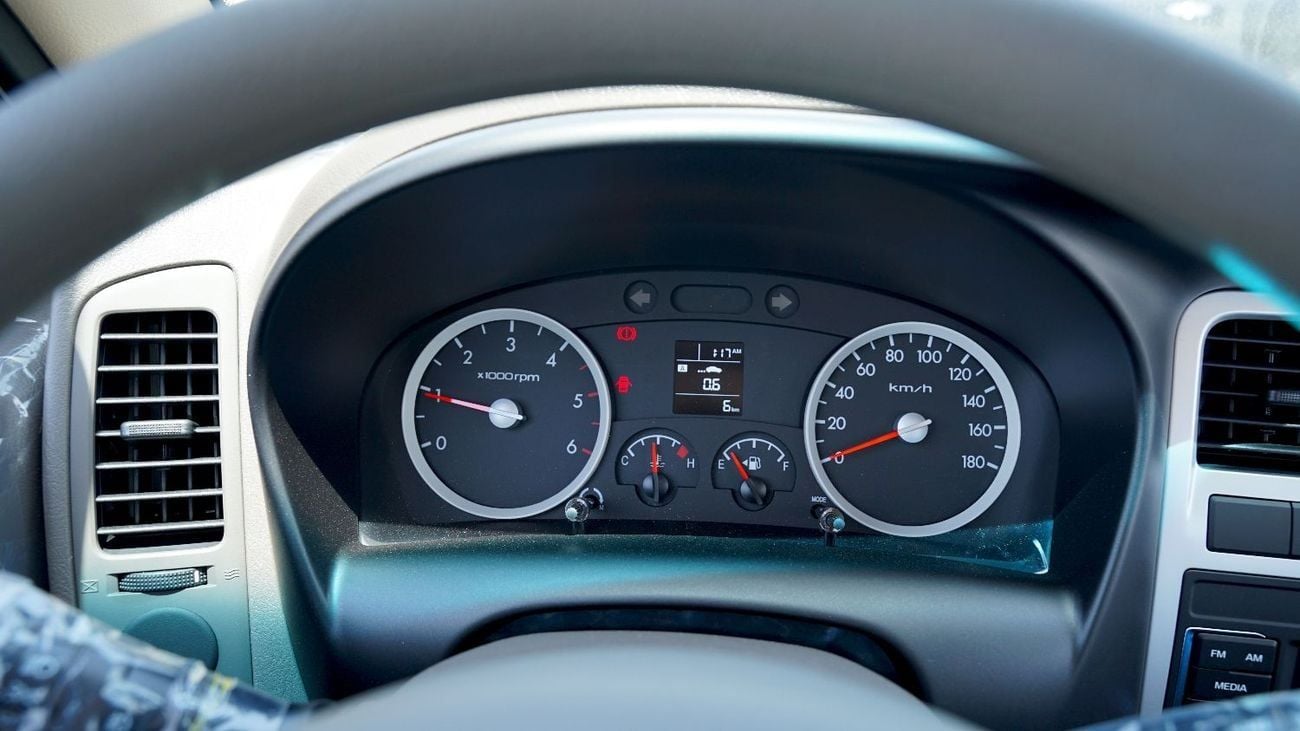 Hyundai H100 STD 2.6L Diesel | Long Wheelbase Pick-Up | 3-Seater | Manual Transmission