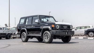 Toyota Land Cruiser 70 HT S- DLX 2026 Toyota Land Cruiser LC76 2.8L AT Diesel (Black-Brown)