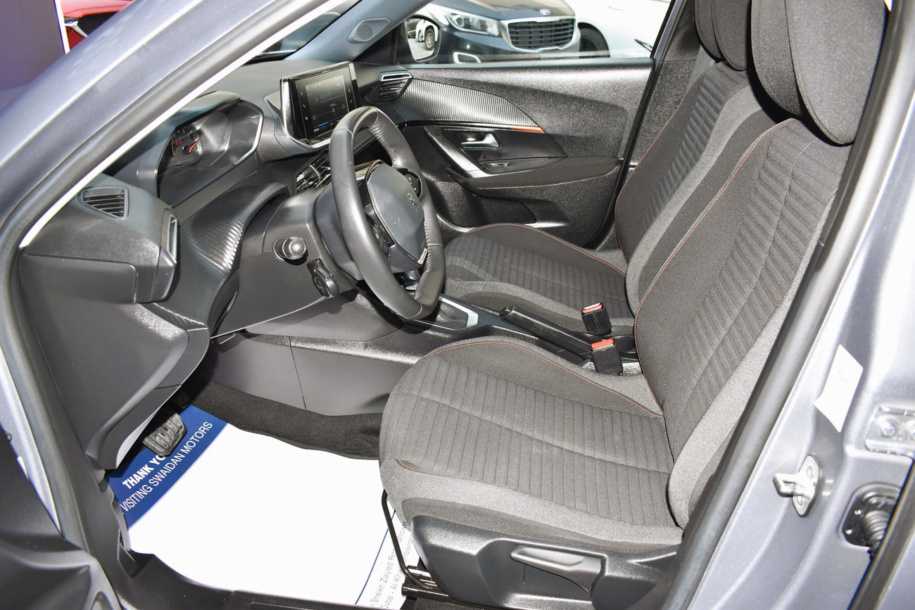 Peugeot 2008 AED 799 PM | 1.6L ACTIVE GCC AUTHORIZED DEALER MANUFACTURER WARRANTY UP TO 2026 OR 100K KM