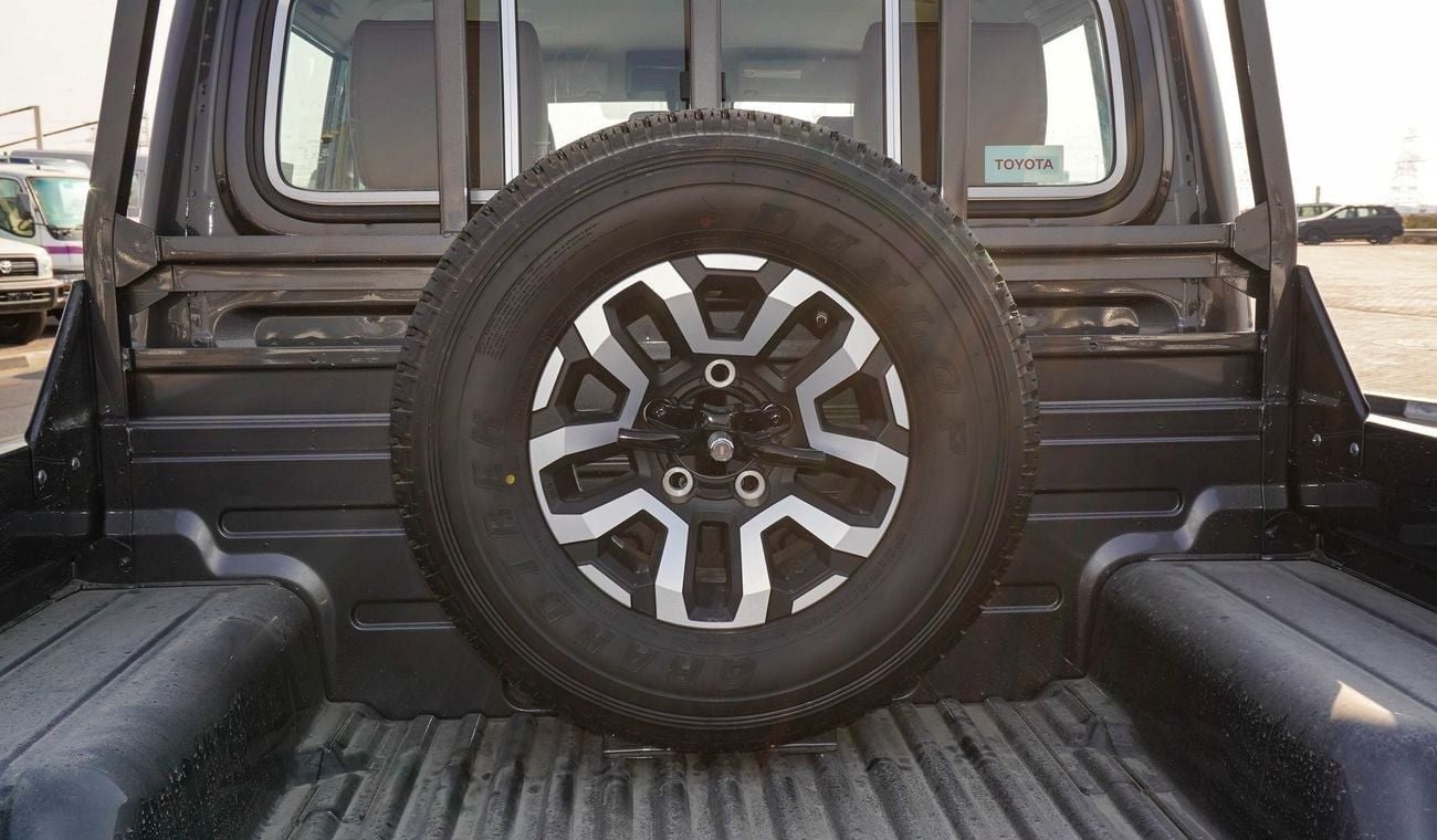 Toyota Land Cruiser Pick Up LX 4.0L V6 A/T