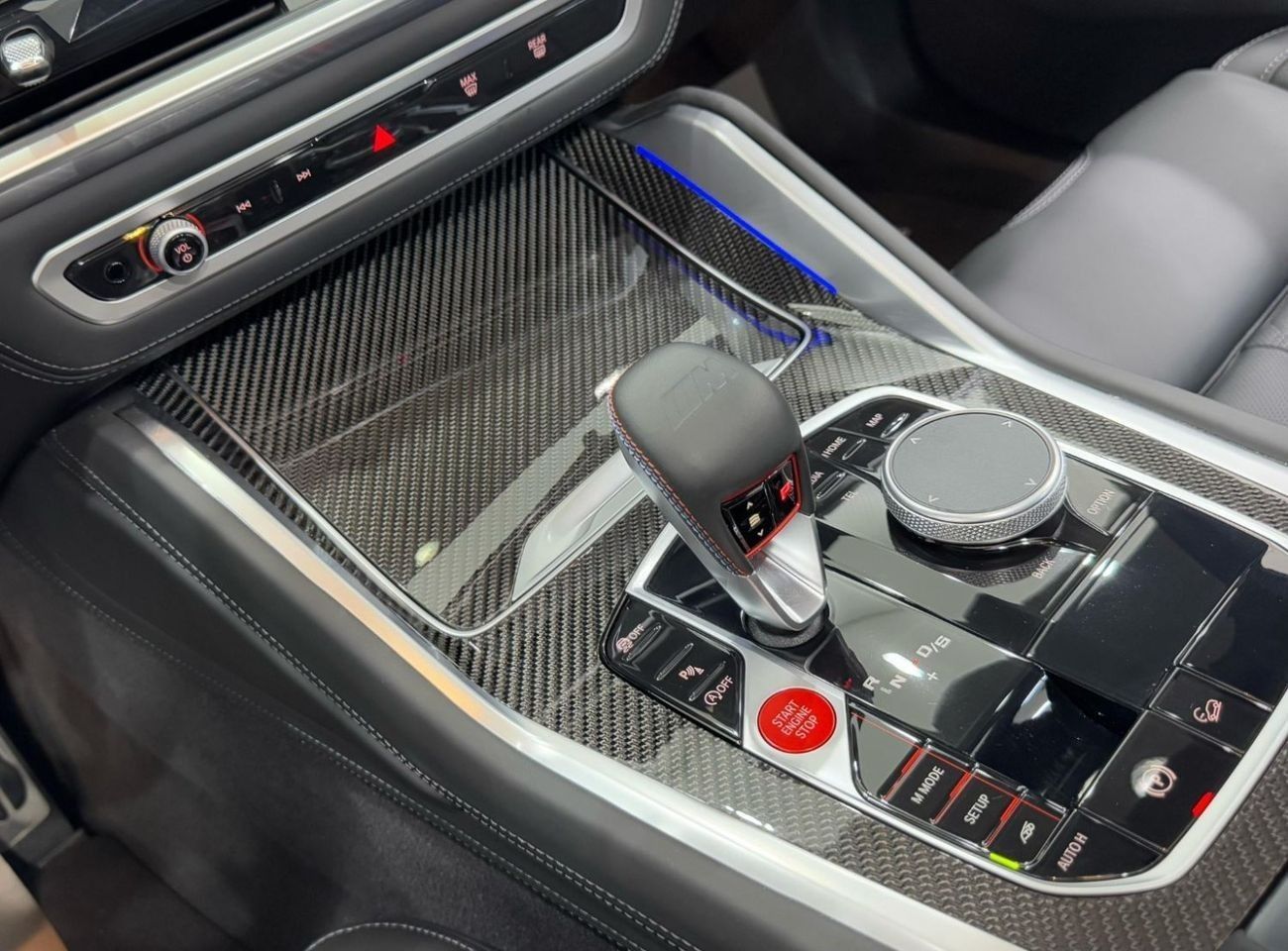 بي أم دبليو X6 M Competition 4.4L 2025 BMW X6M Competition, 5 Years AGMC Agency Warranty + Service Package, Full Serv