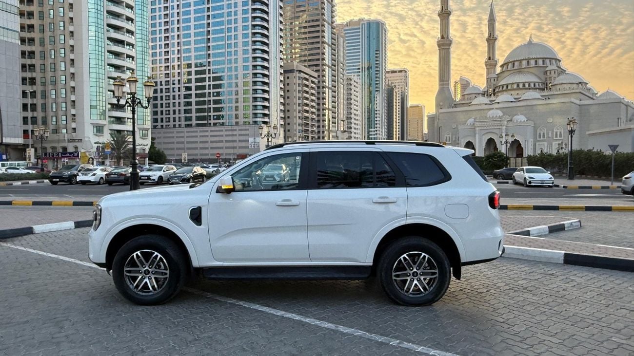 فورد ايفرست Trend 2.0 Liter Bi- Turbo Right Hand Drive