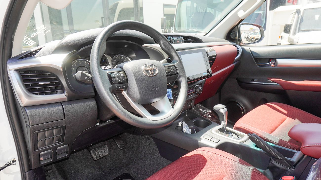 تويوتا هيلوكس GLX-S  SR5 2.7L 4WD A/T