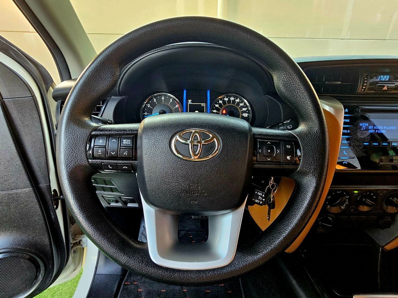 Toyota Fortuner EXR 2.7L EXR FORTUNER V4 4WD/ ORIGINAL PAINT / LOW MILEAGE/ SINGLE OWNE