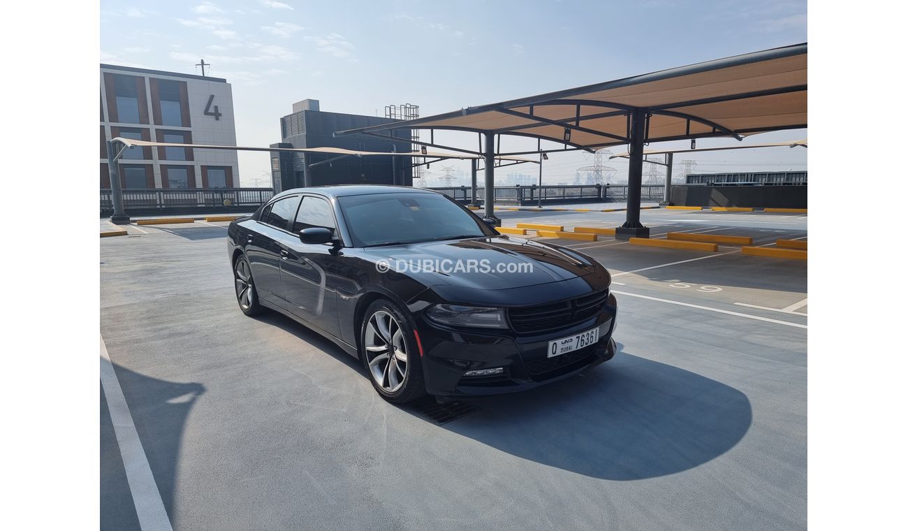 Dodge Charger 5.7 litre V8 Hemi