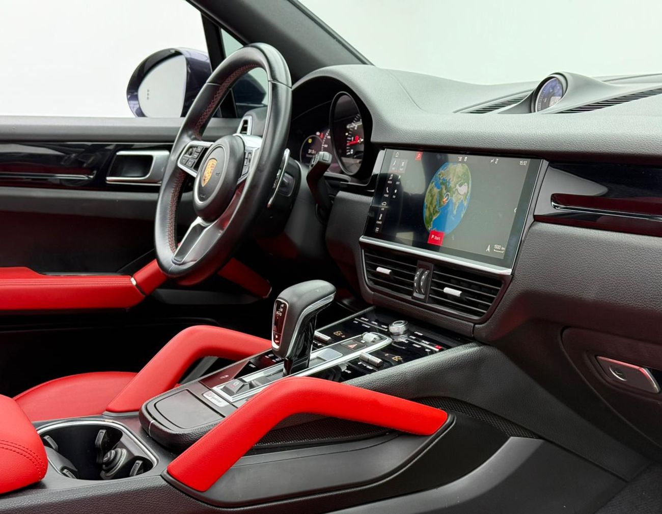 Porsche Cayenne Std 3.0L (340 HP) 2019 Porsche Cayenne, Warranty, Full Service History, Excellent Condition, GCC