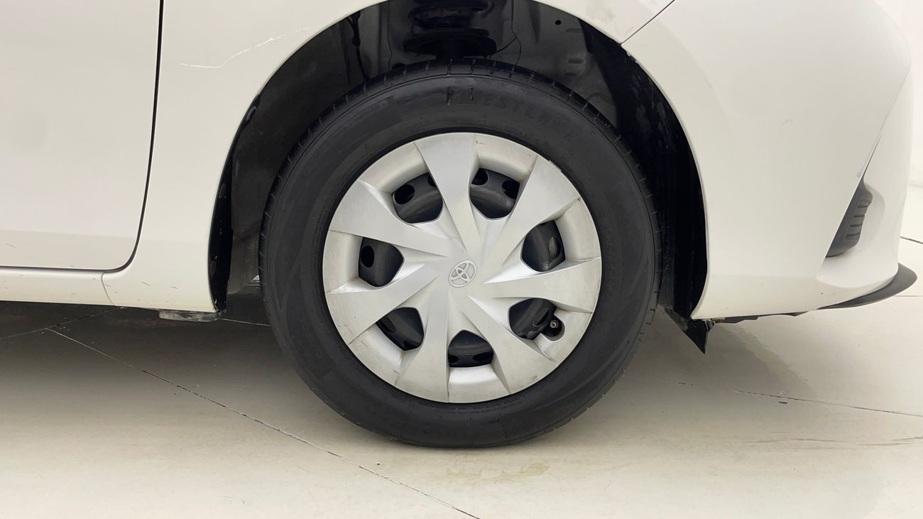 تويوتا يارس SE 1.5 | بدون دفعة مقدمة | اختبار القيادة في المنزل