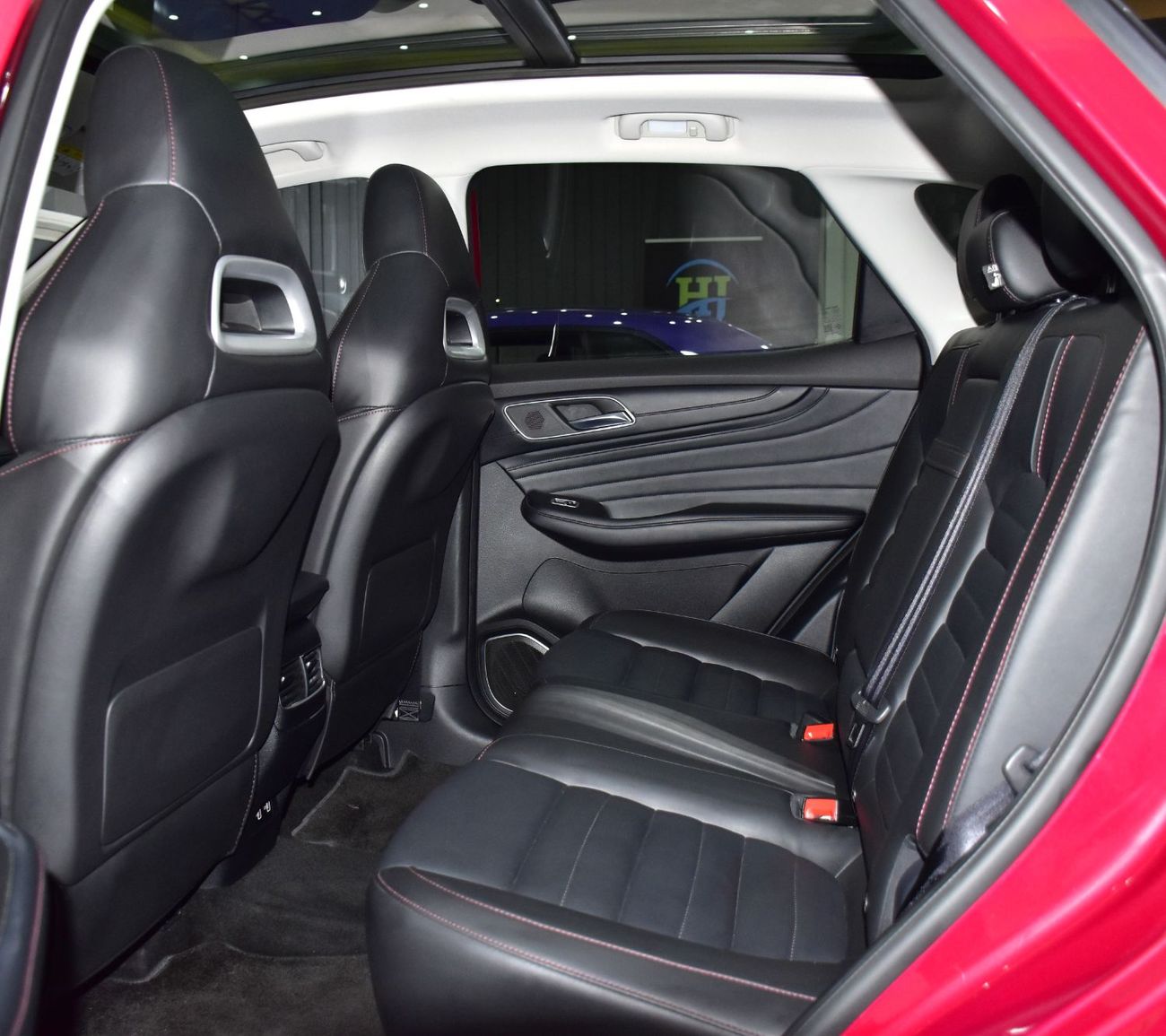 MG HS Hybrid+ EXCELLENT DEAL for our MG E-HS / PHEV ( 2021 Model ) in Red Color GCC Specs