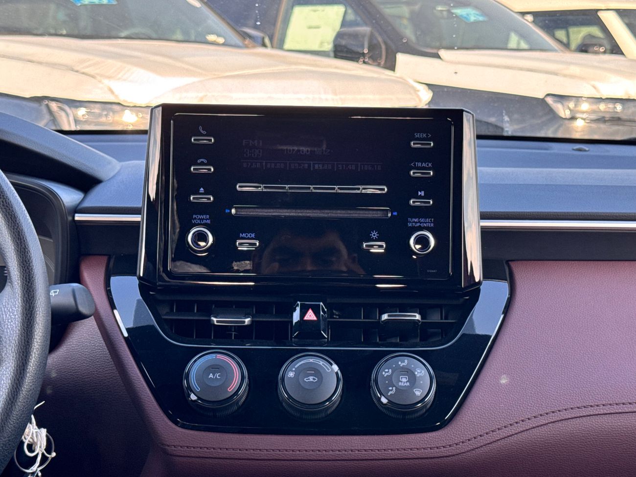 Toyota Corolla Cross 2024 PETROL 1.8L BRAND NEW GCC 0KM