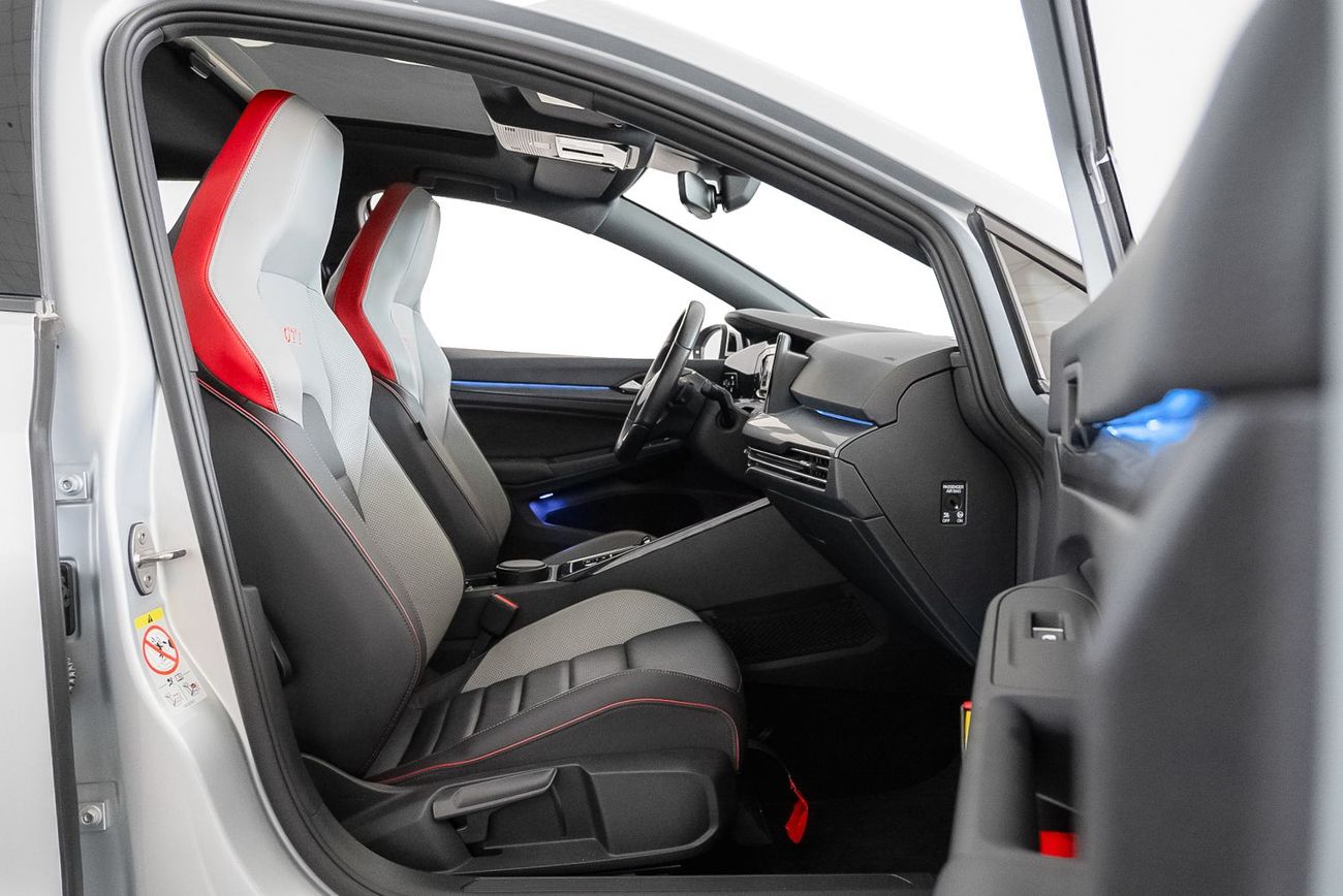 فولكس واجن جولف GTI P2