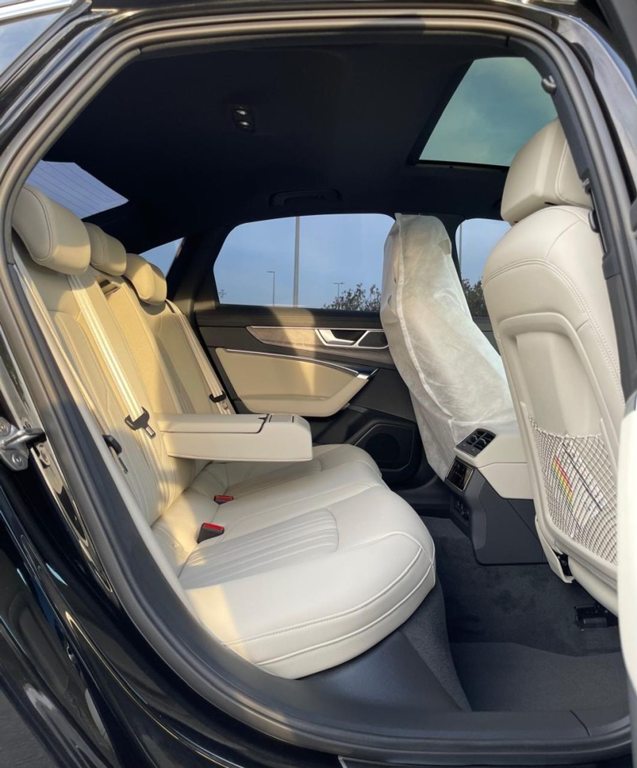 أودي A6 40 TFSI (190 HP) 40 TFSI Full Option Warranty & Service 2025 GCC