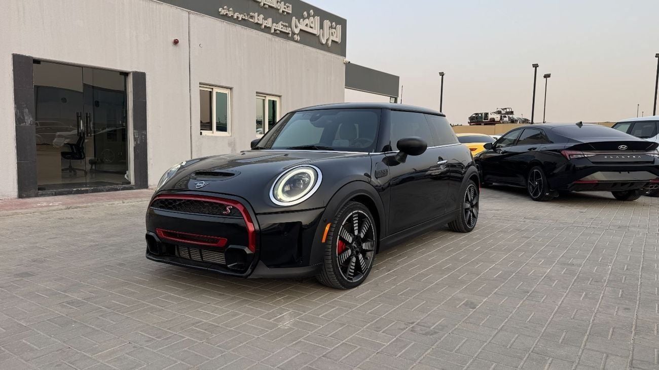 ميني كوبر إس 2.0L Turbocharged, 4-Cylinders