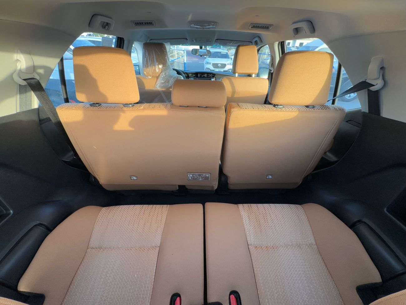 Toyota Fortuner 2025 4X4 GCC 2.4L Diesel A/T 7-Seats Brand New 0Km