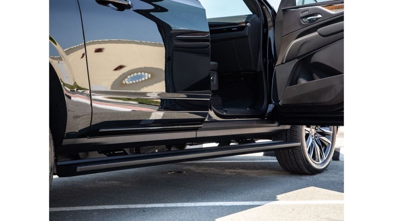 Cadillac Escalade Platinum ESV 4WD/ 5 YEARS Warranty & Services. For Local Registration +5%