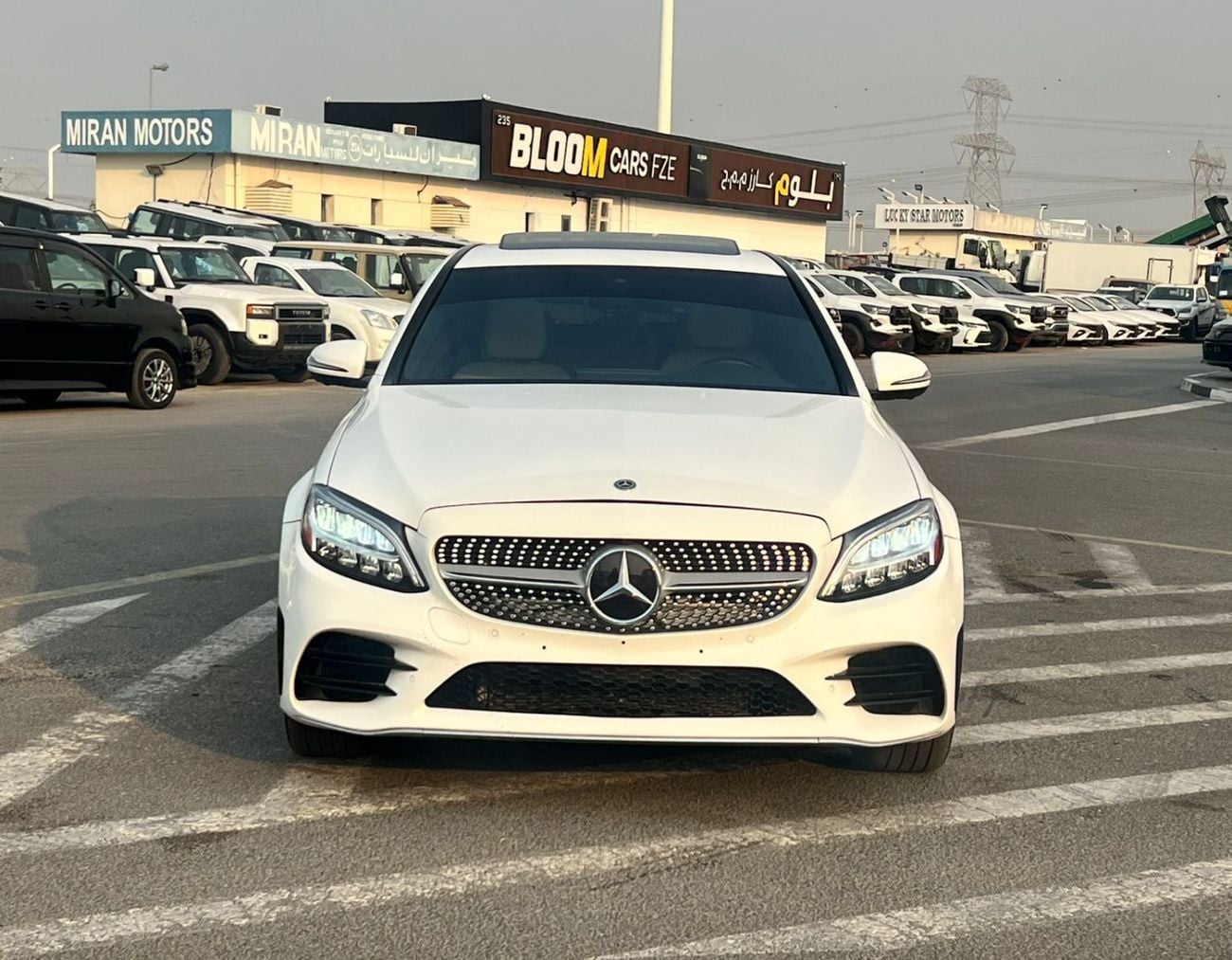 مرسيدس بنز C 300 STD (NON GCC)