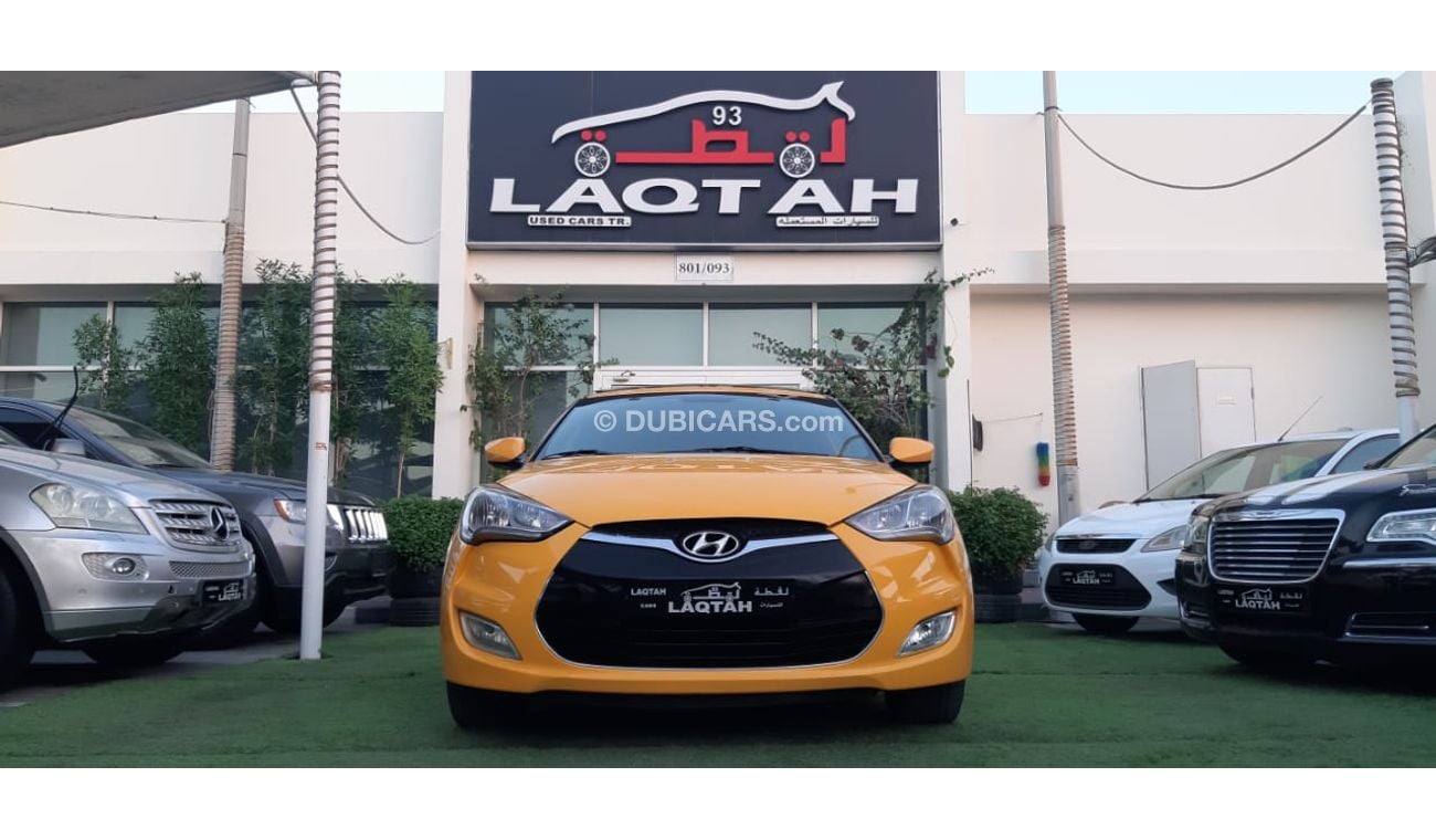 Hyundai Veloster American import, full option, panorama, leather screen, rear camera, cruise control, in excellent co