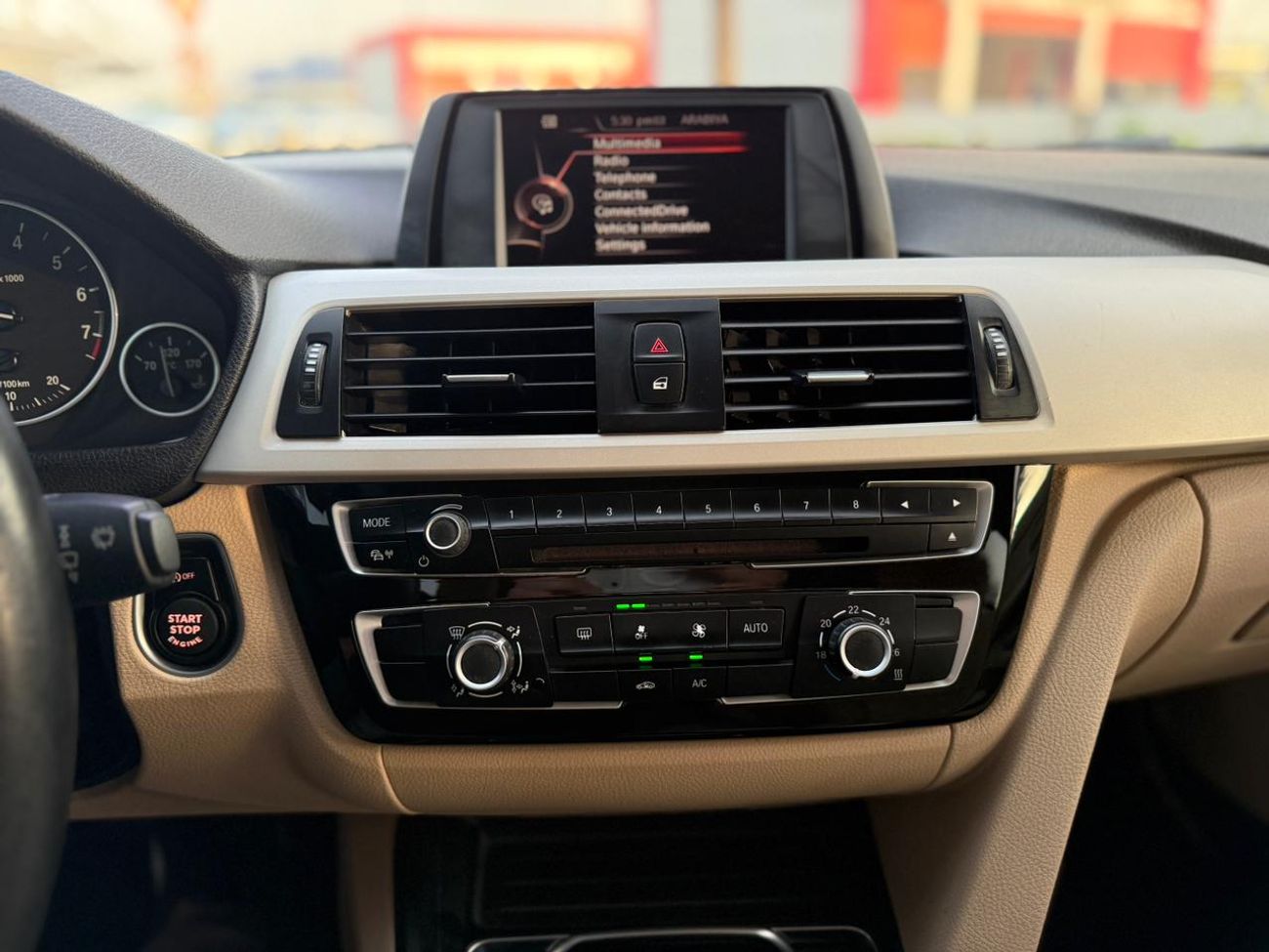 BMW 318i 2017 BMW 318I GCC VERY CLEAN Std 1.5L