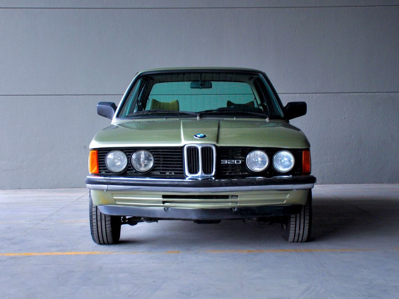 بي أم دبليو 320