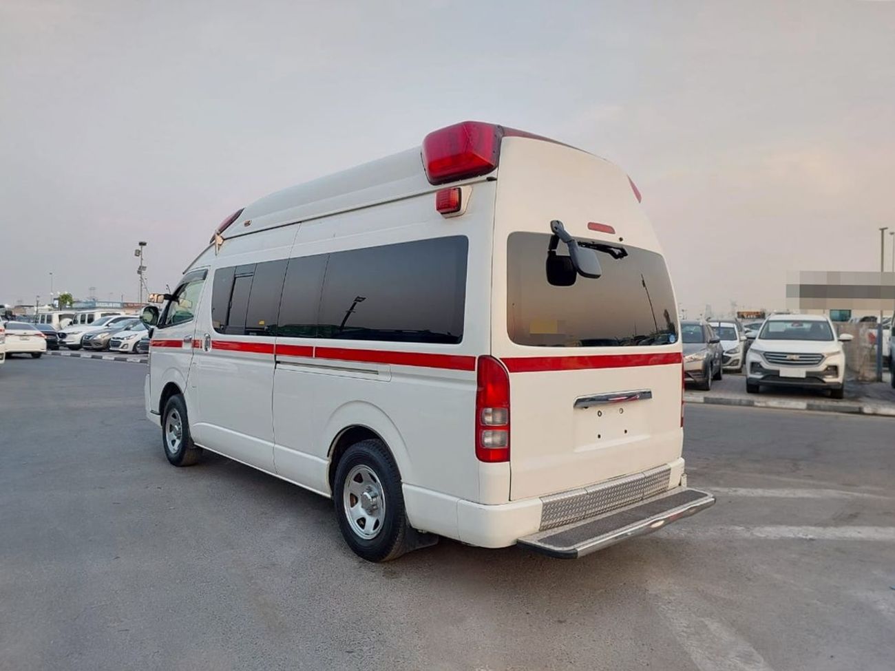 Toyota Hiace TOYOTA HIACE VAN AMBULANCE RHD 2012 MODEL 2.7 L PETROL AUTOMATIC(PM11200)