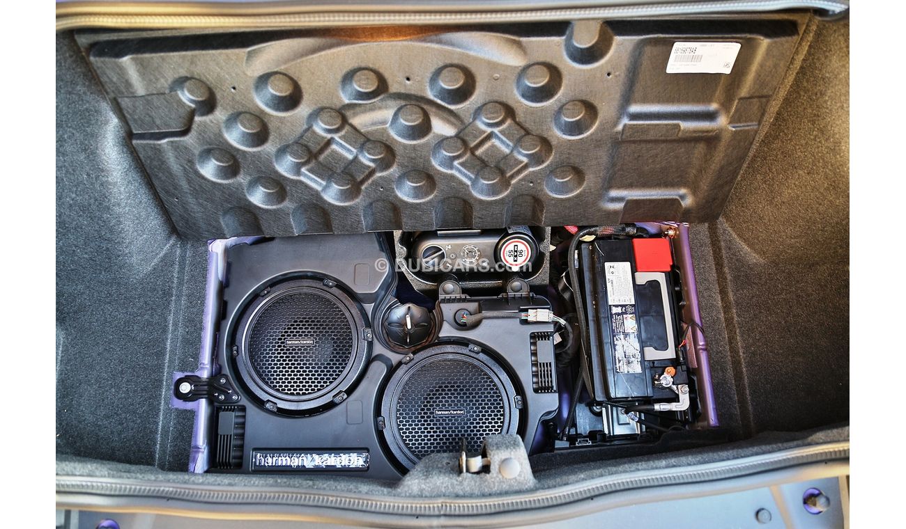 Dodge Challenger SRT Hellcat Supercharged