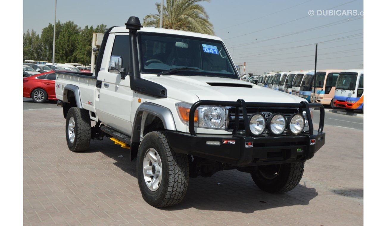 Toyota Land Cruiser Pick Up