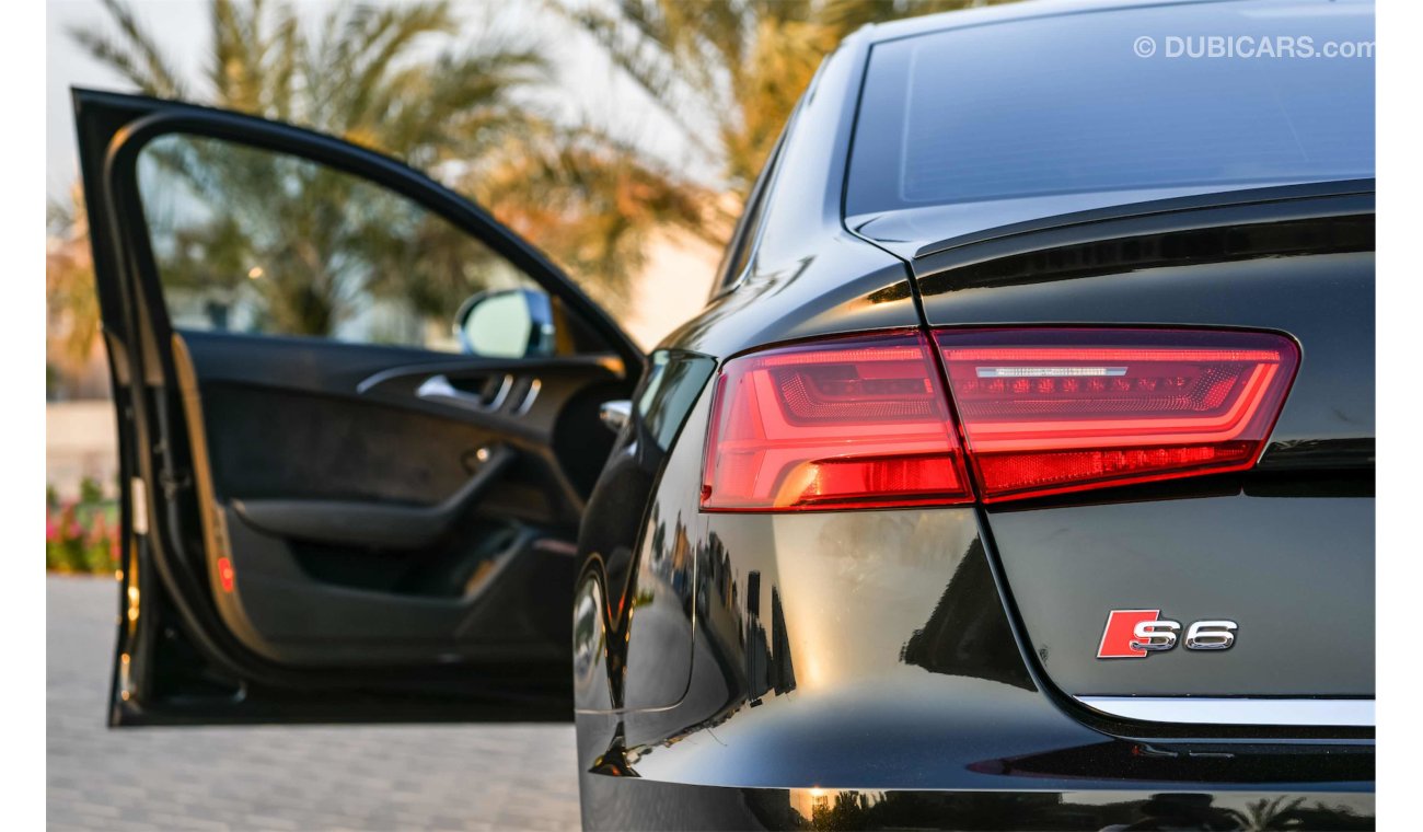 Audi S6 4.0TC Quattro - Warranty  - GCC - AED 2,624