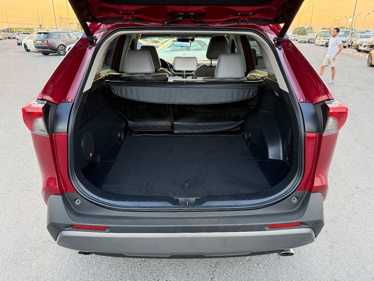 Toyota RAV4 2021 TOYOTA RAV4 LIMITED HYBRID 4x4 FULL OPTIONS IMPORTED FROM USA