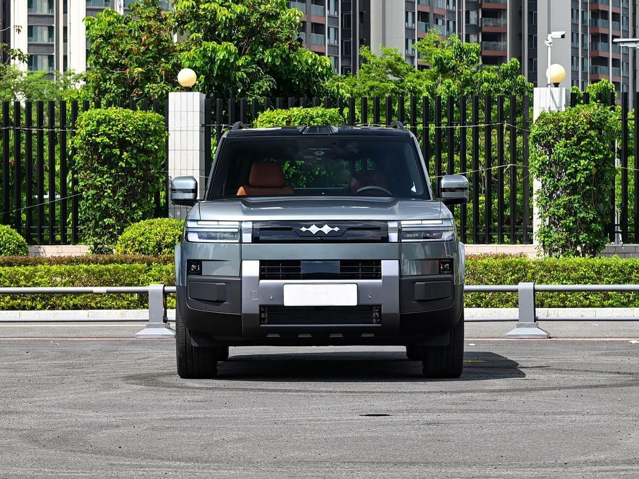 BYD Leopard Titanium 7 Four-wheel drive basic model