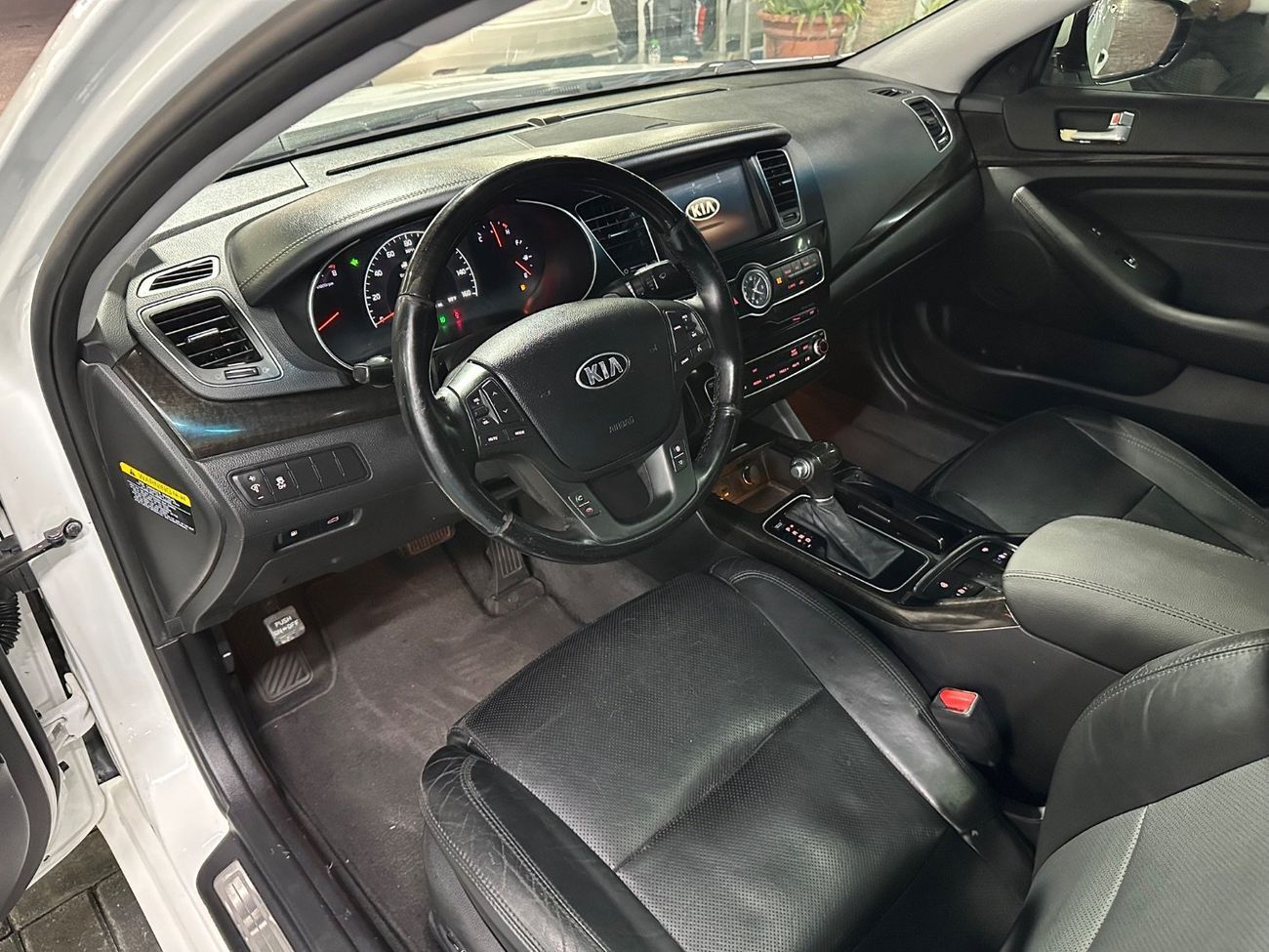 Kia Cadenza EX Deluxe 3.3L