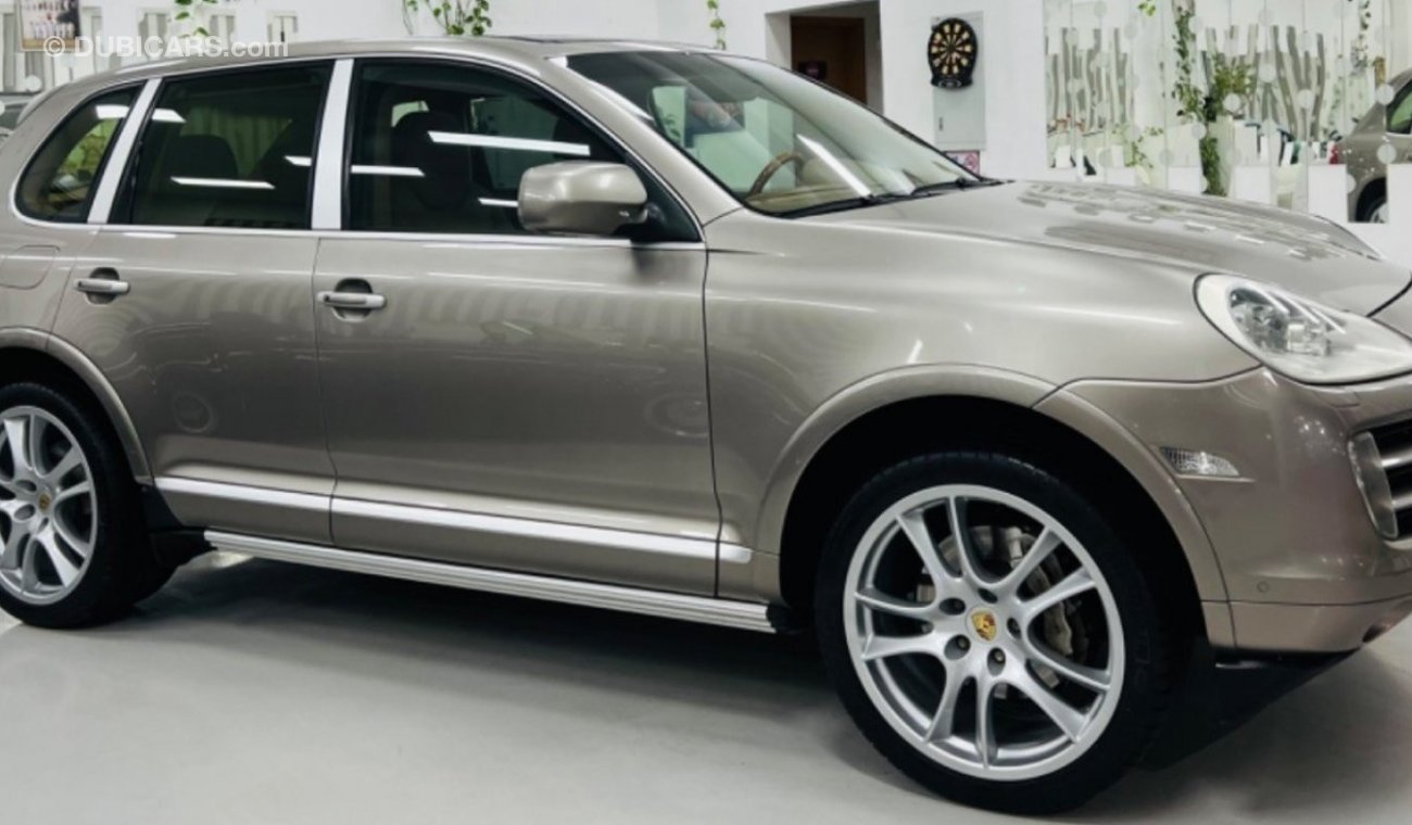 Porsche Cayenne S GCC .. S .. V8 .. Perfect Condition .. Panoramic