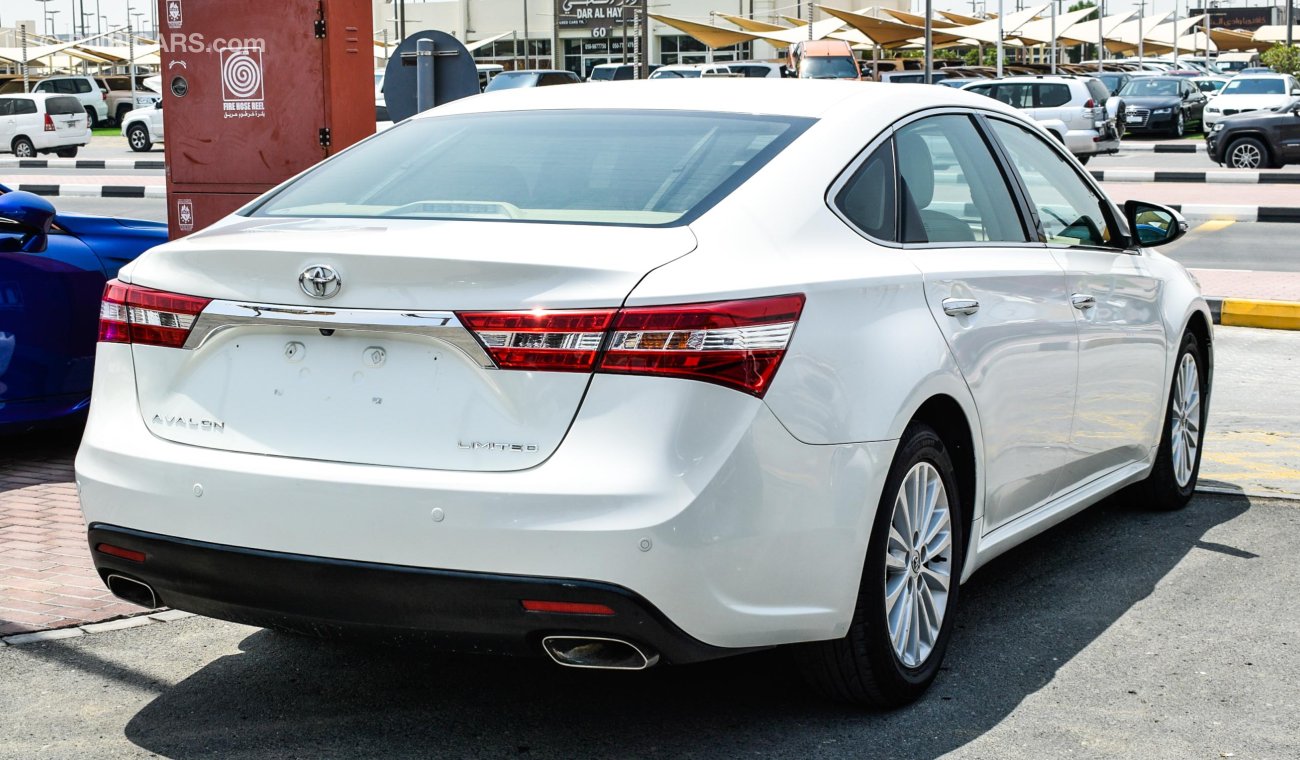 Toyota Avalon Limited، One year free comprehensive warranty in all brands.