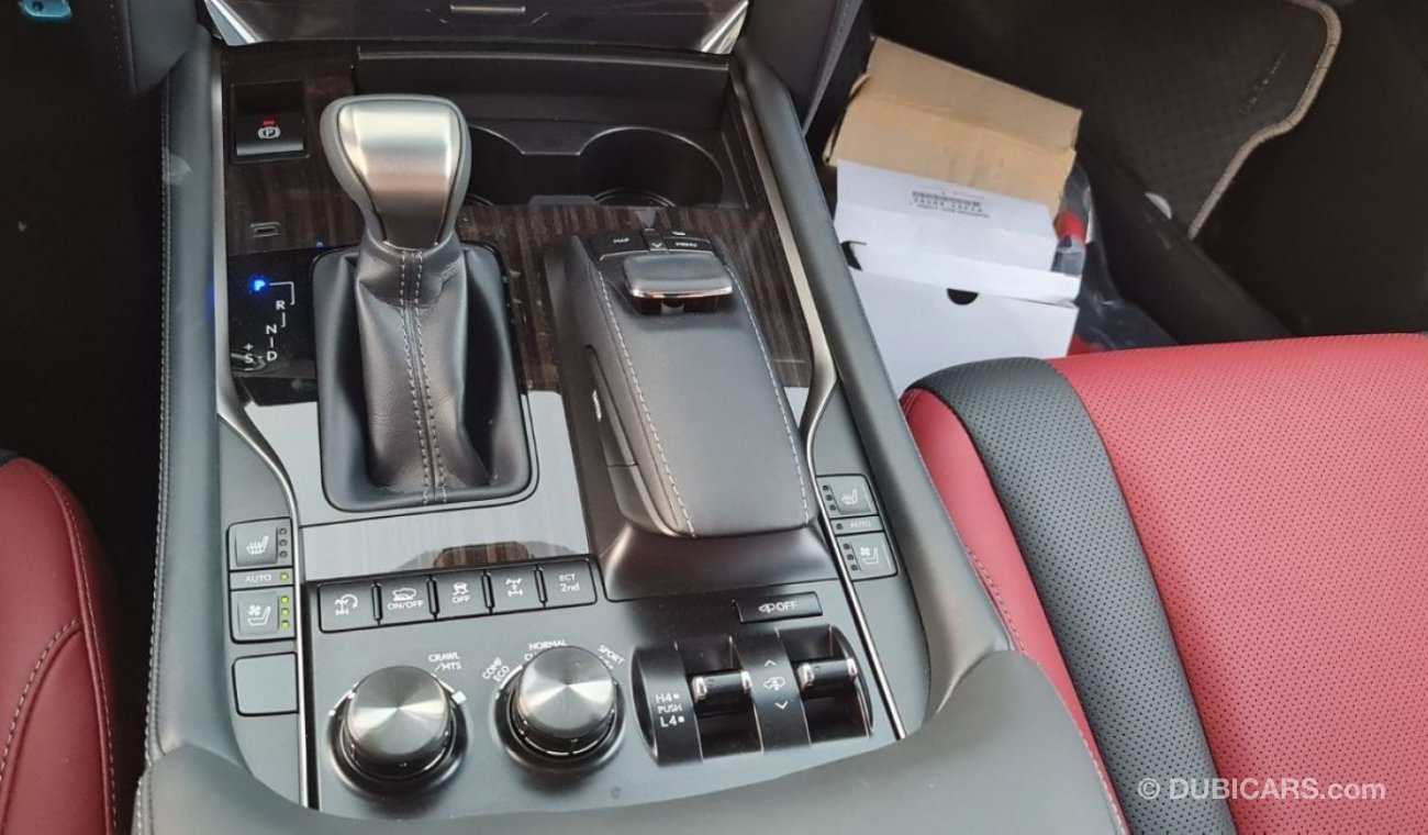 Lexus LX570 2021 - 4X4 - 5.7L - PTR / AT FULL OPTION GCC