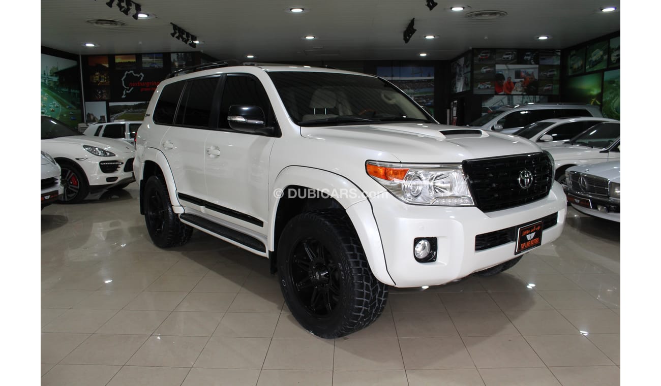 Toyota Land Cruiser V8 - 5.7 L XTREME