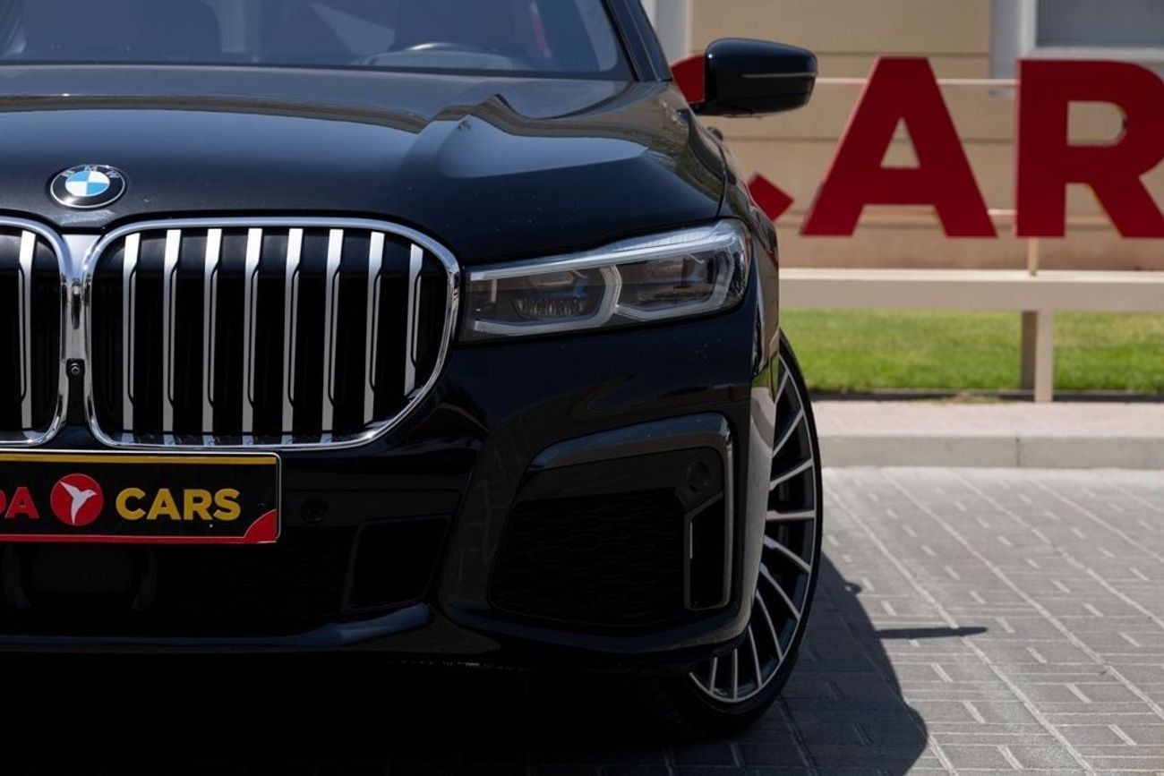 BMW 750Li xDrive 4.4L (523 HP)