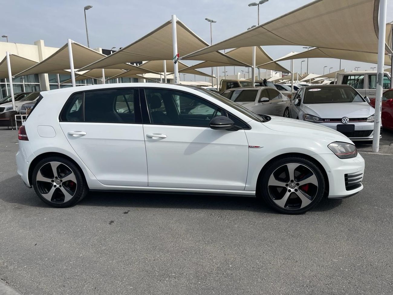 فولكس واجن جولف Golf GTI_GCC_2015_Excellent Condition _Full option