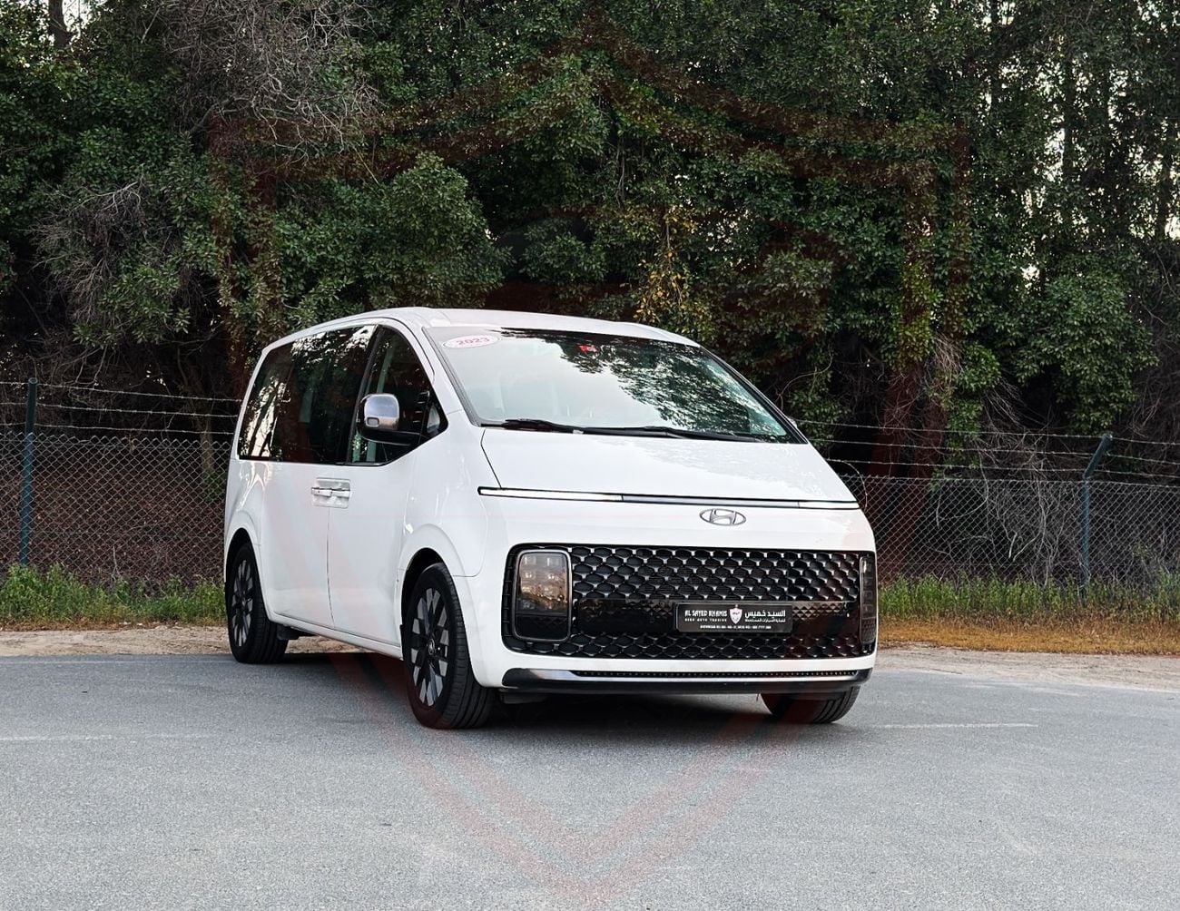 Hyundai Staria Comfort 3.5L (11 Seater)