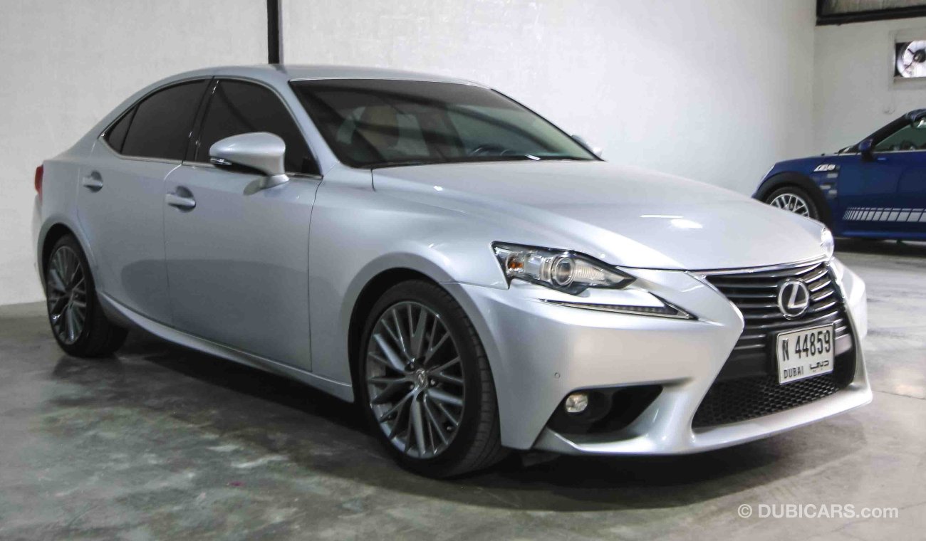 Lexus IS250