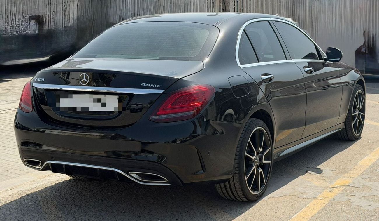 مرسيدس بنز C 300 Sport 2.0L (258 HP)