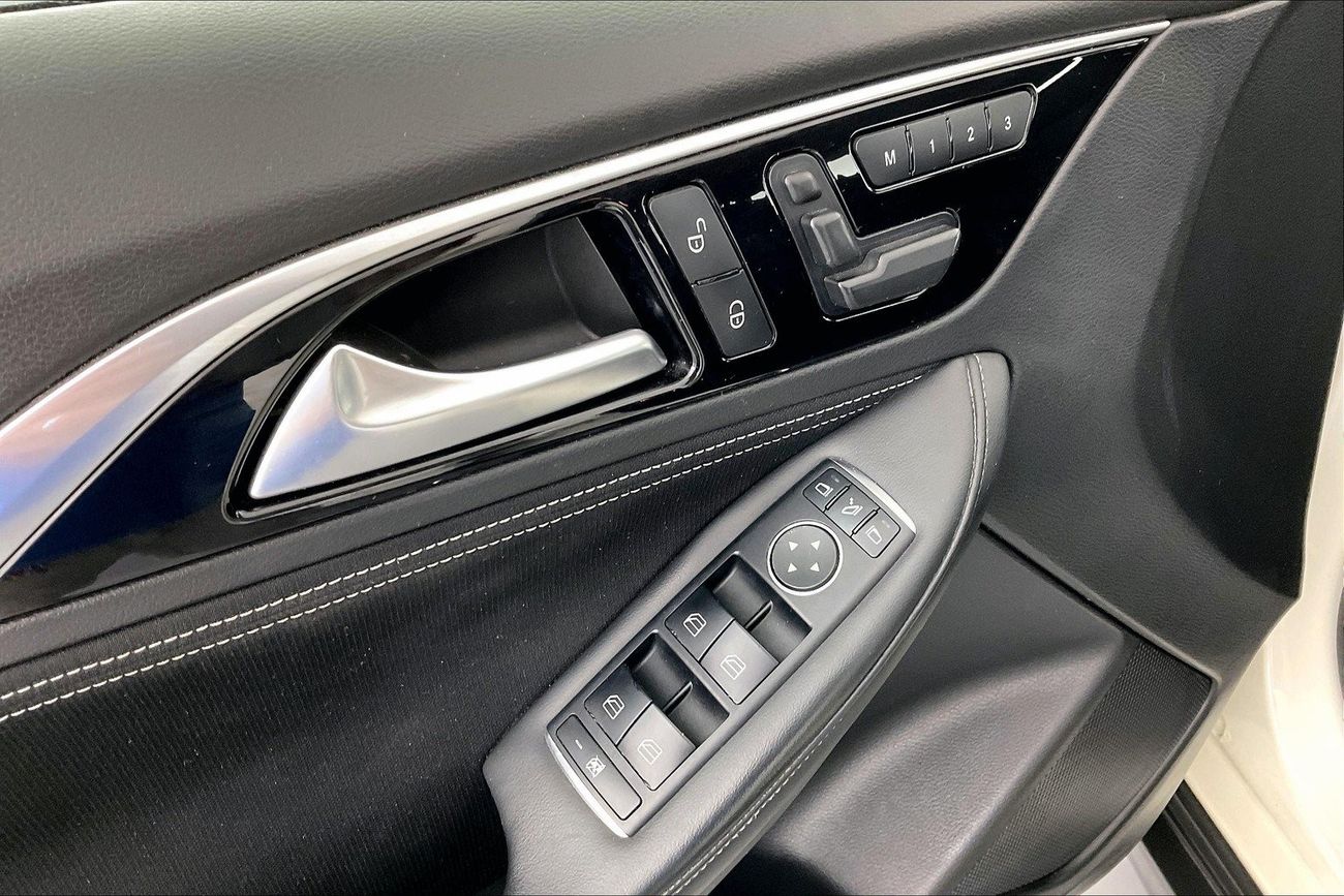 Infiniti QX30 Premium