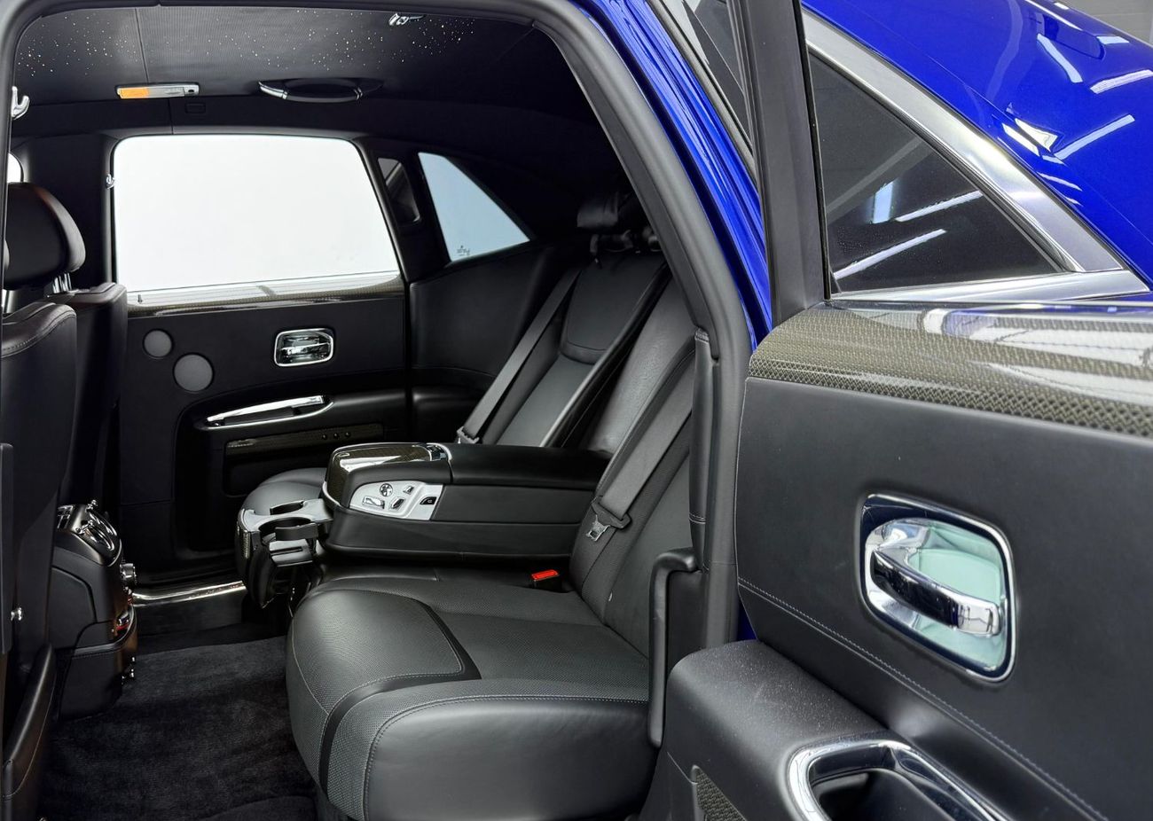 Rolls-Royce Ghost Black Badge 6.6L 2019 Rolls Royce Ghost Black Badge, 1 Year Unlimited KM Warranty, Full Service Hist