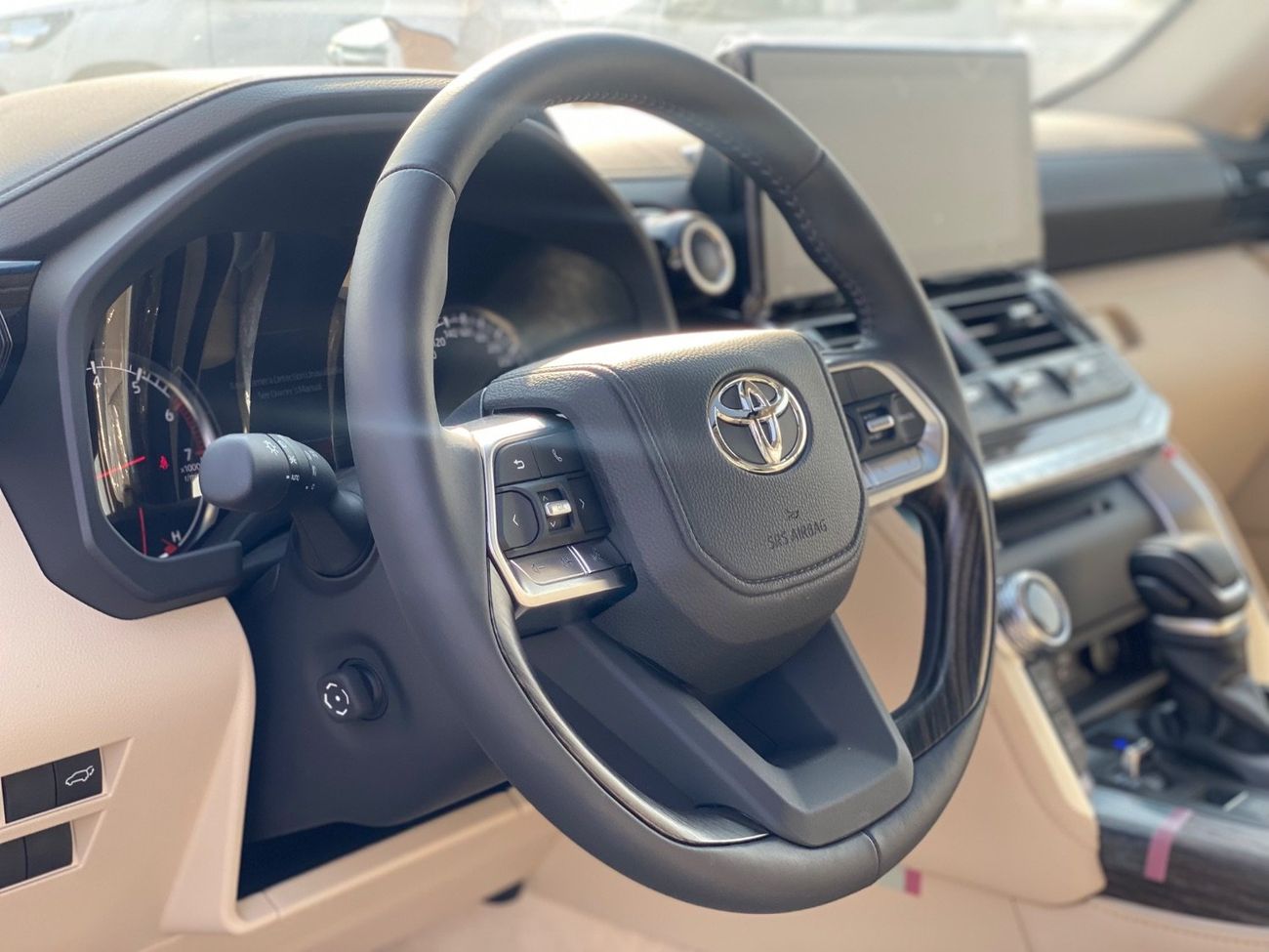 تويوتا لاند كروزر VX 3.5L