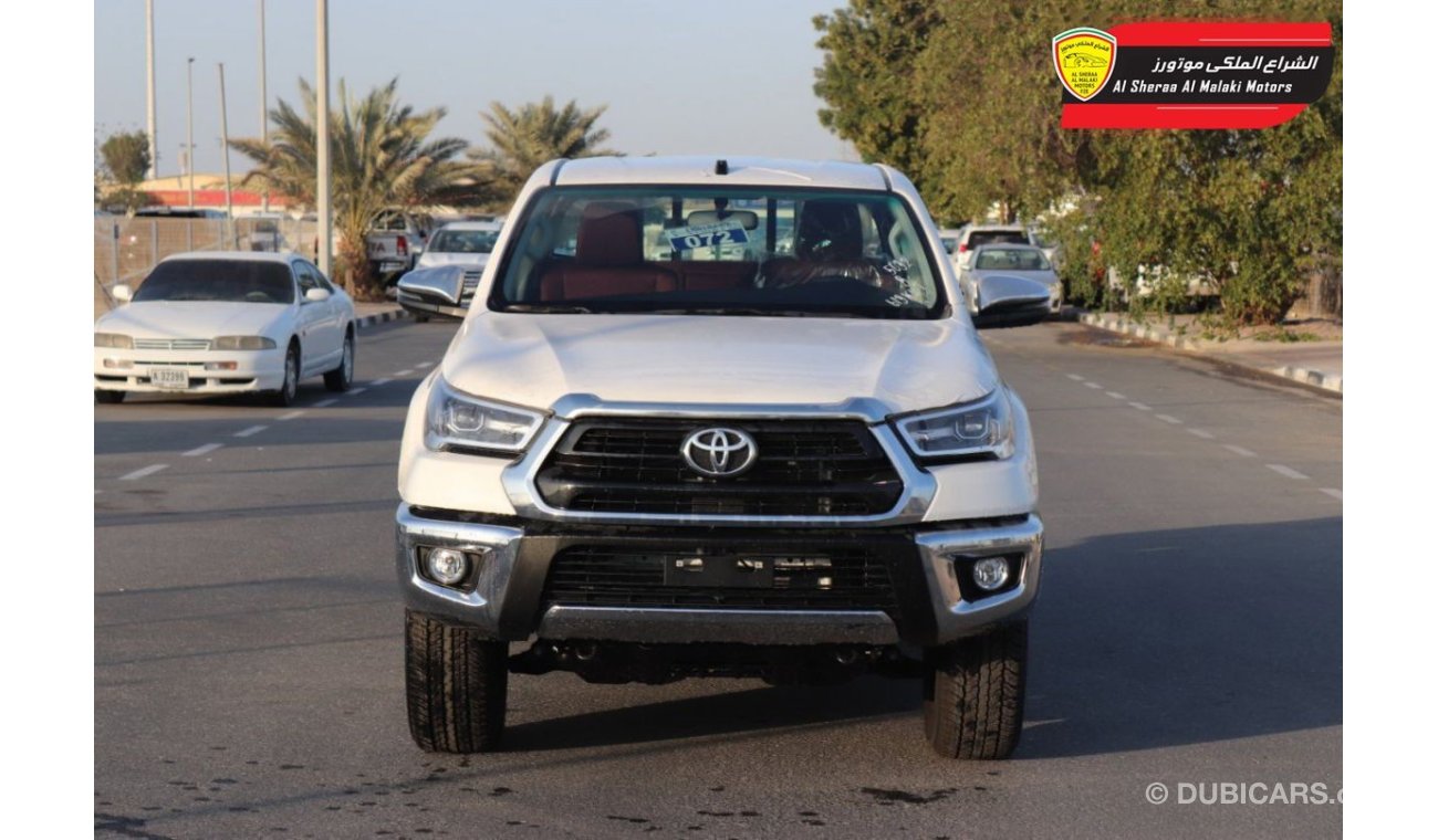 تويوتا هيلوكس SR5 - 2.7L 4X4 Push start, Automatic, 2021