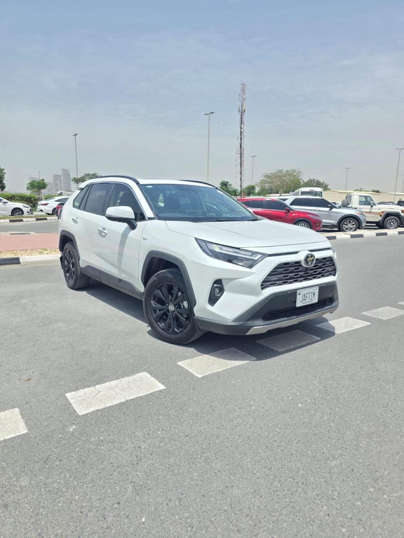 Toyota RAV4 2025 | 2.5L HYBRID ENGINE | AT | RHD | SUNROOF | PUSH START ENGINE | 360 VIEW CAMERA