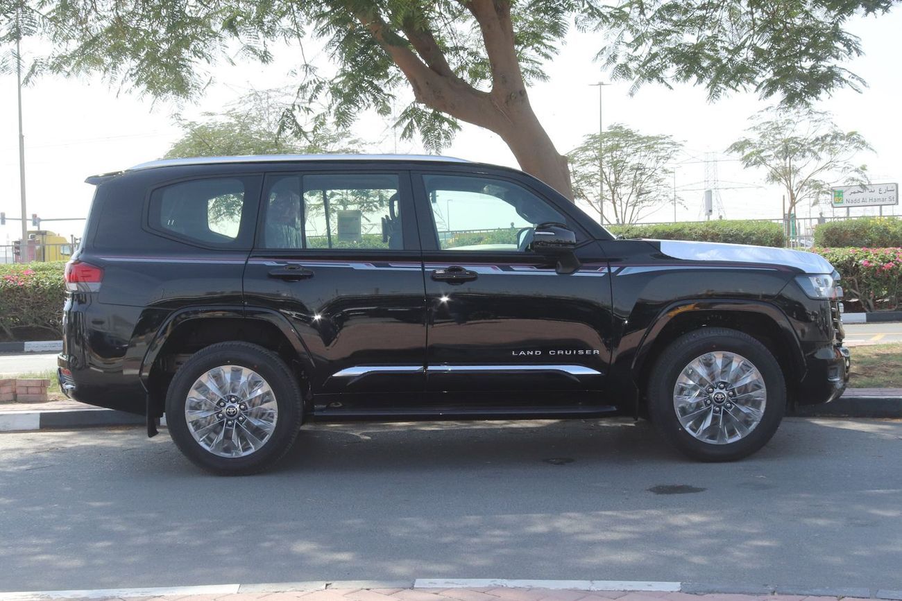 تويوتا لاند كروزر 2026 Model Toyota Land Cruiser (LC300) GXR, 3.3L Turbo Diesel 4WD 10A/T