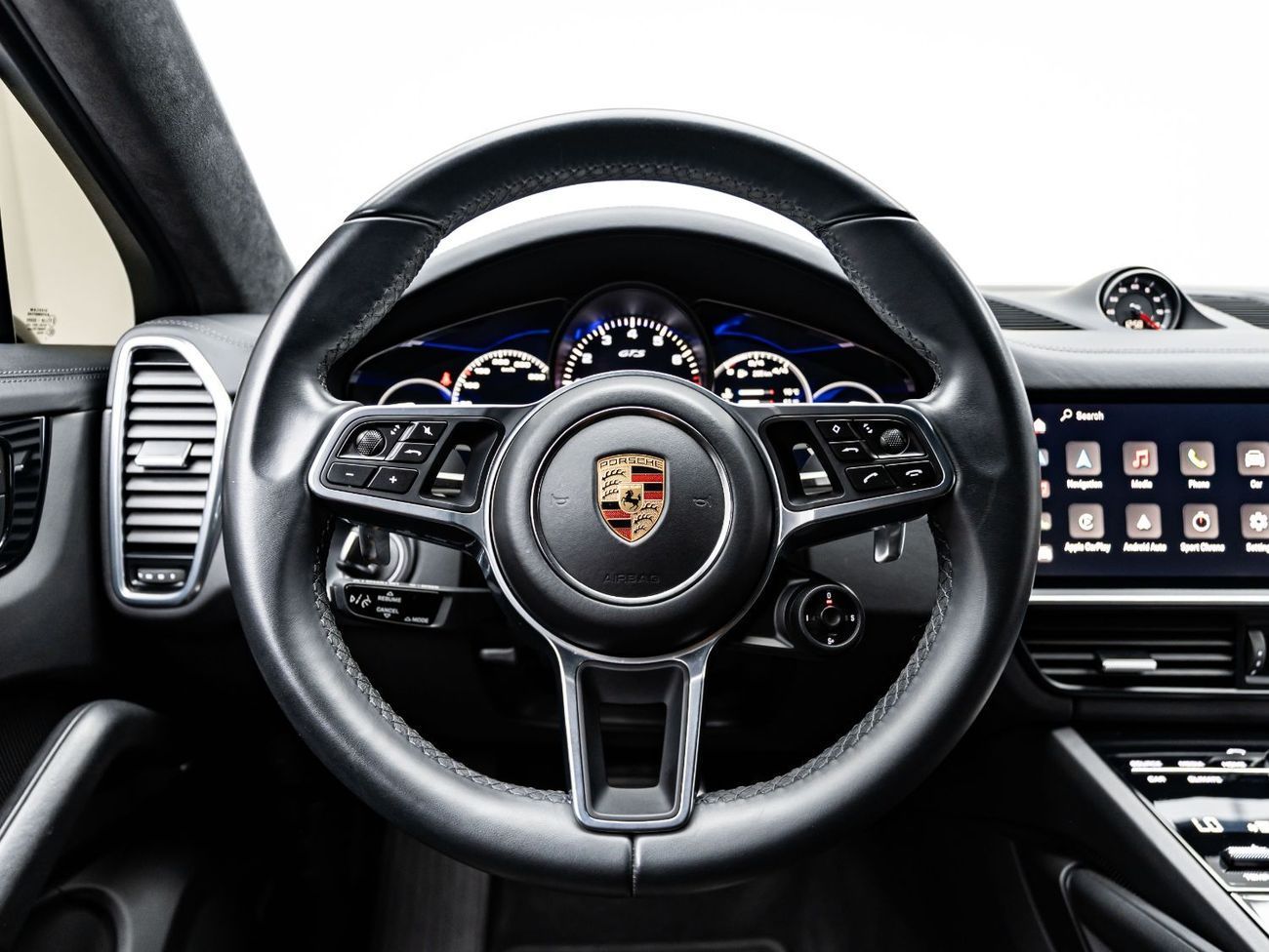 بورش كايان GTS Coupe