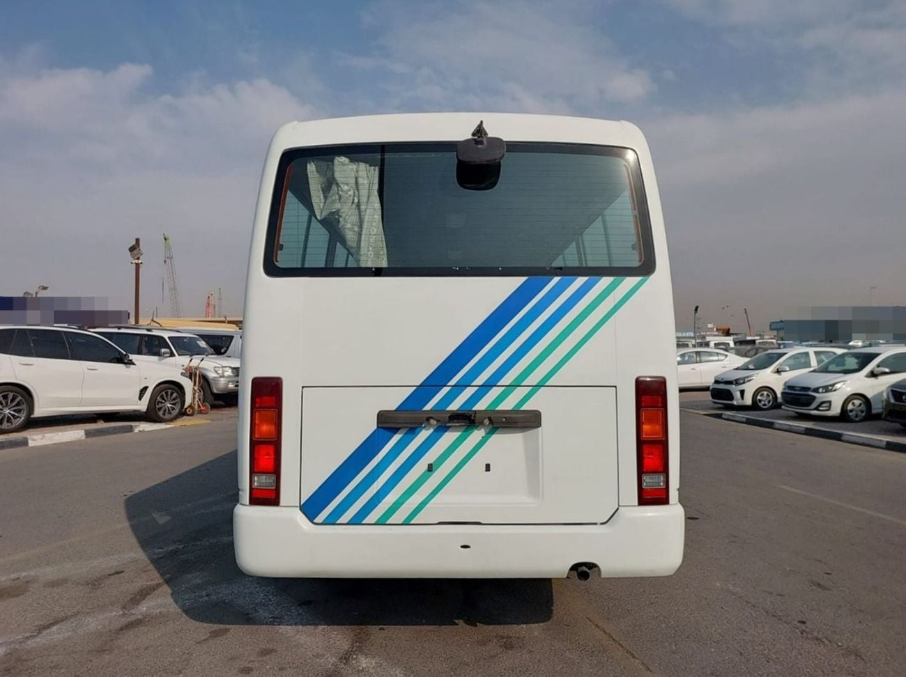نيسان سيفيليان NISSAN CIVILIAN BUS RHD 1999 MODEL 4.1 L DIESEL MANUAL(PM700010)